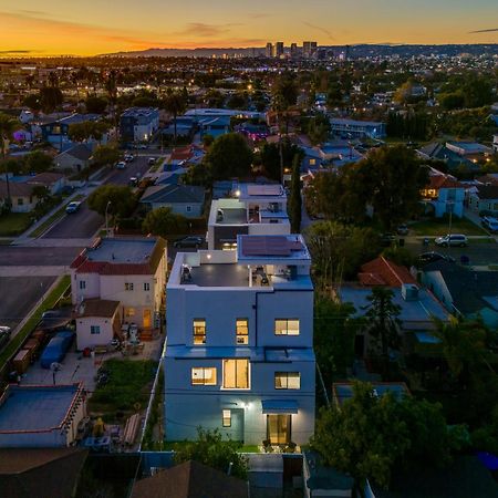 Brand New Modern 9 Bedroom Compound In Pickfair Village Los Angeles Exterior photo