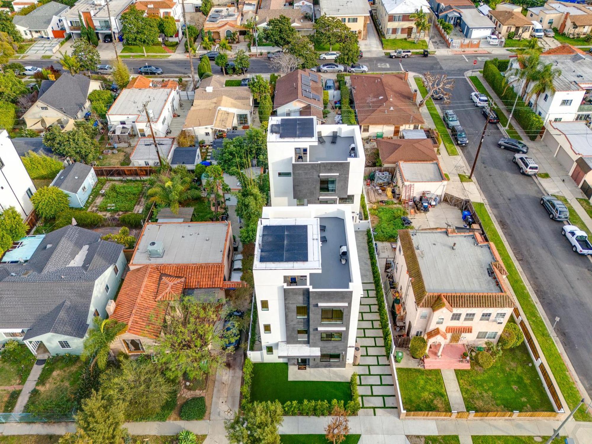 Brand New Modern 9 Bedroom Compound In Pickfair Village Los Angeles Exterior photo